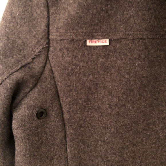Bogner Fire + Ice Wool Coat - make an offer! - Picture 11 of 16